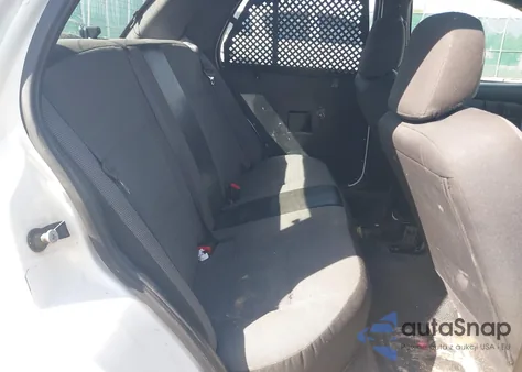 2010 Ford Crown Victoria Police Interceptor from USA, damaged, VIN 2FABP7BV5AX120570